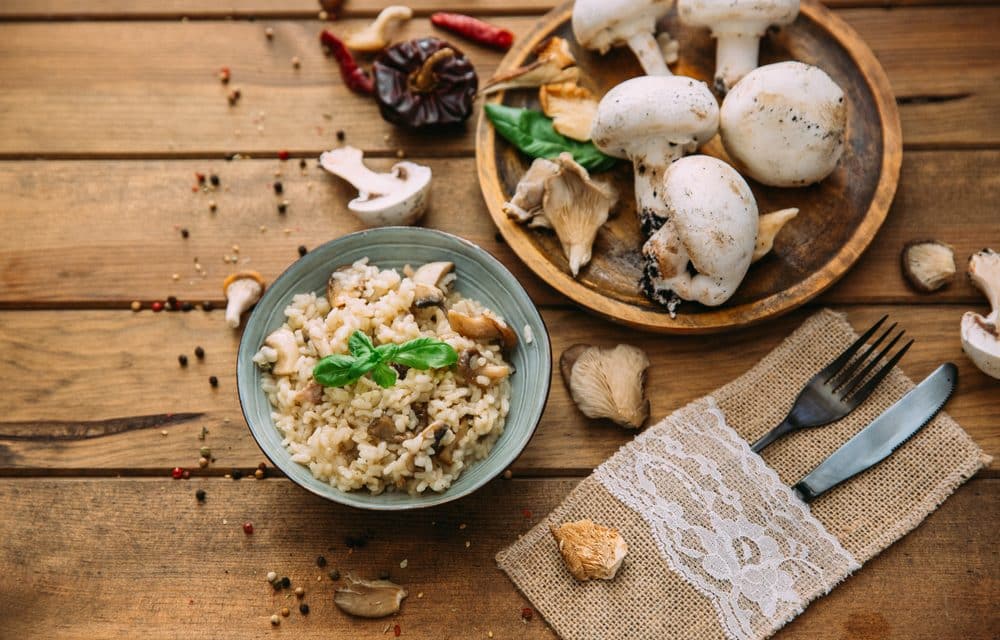 Risotto de setas y aguacate al aroma de albahaca