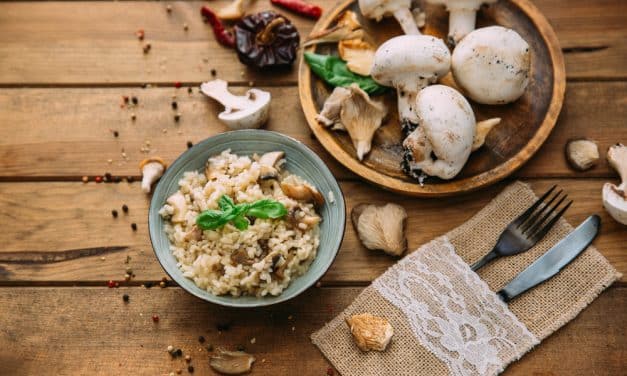 Risotto de setas y aguacate al aroma de albahaca