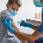 Por qué hay que vacunar a los chicos contra el VPH