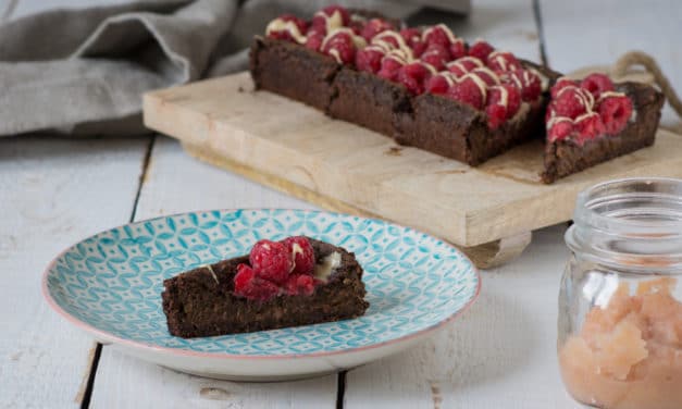 Tarta de chocolate “sin”, con dos ingredientes