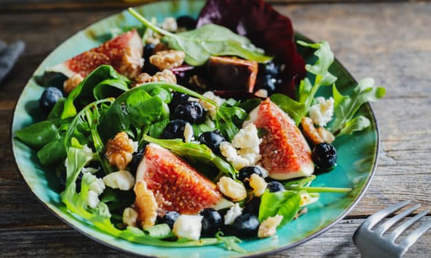 Ensalada de higos con ricota y espinacas